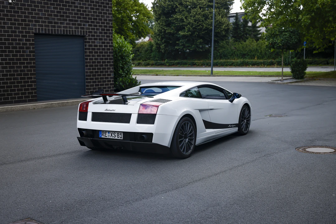 2009 Lamborghini Gallardo Superleggera - Image 14 of 31