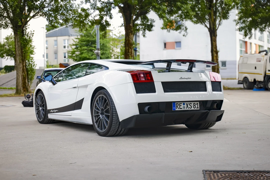 2009 Lamborghini Gallardo Superleggera - Image 7 of 31