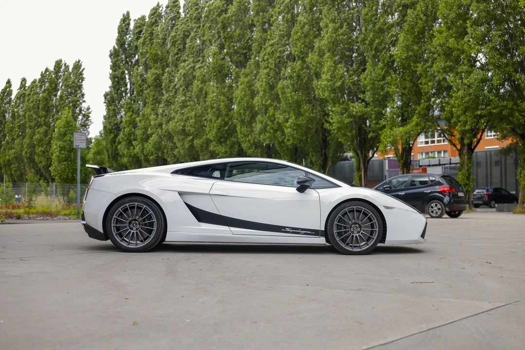 2009 Lamborghini Gallardo Superleggera - Image 4 of 31