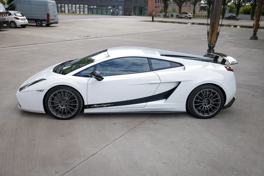 2009 Lamborghini Gallardo Superleggera - Image 23 of 31