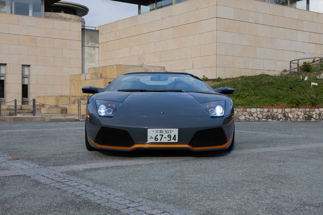 2009 Lamborghini Murcielago LP650-4 Roadster - Image 2 of 31