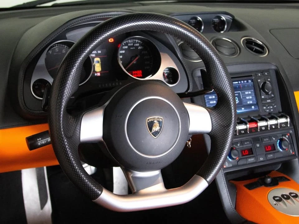 2009 Lamborghini Gallardo - Image 11 of 19