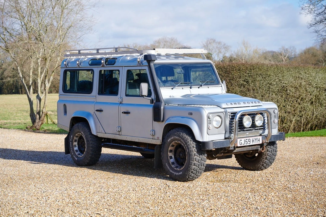 2009 Land Rover Defender 110 - Image 20 of 30