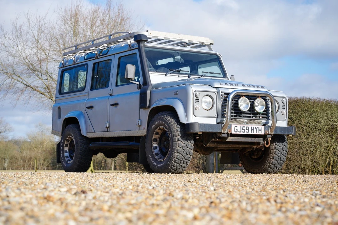 2009 Land Rover Defender 110 - Image 21 of 30