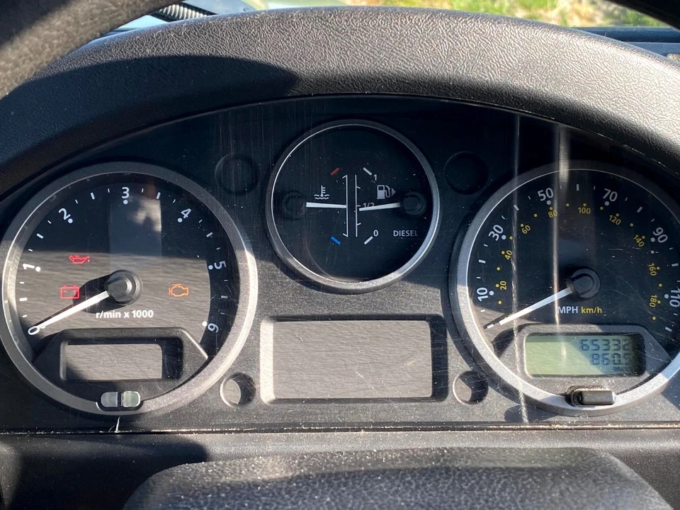 2009 Land Rover Defender 110 - Image 12 of 13