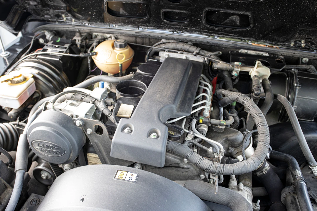 2009 Land Rover Defender 110 - Image 24 of 31
