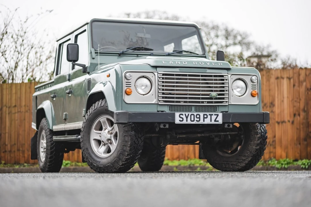 2009 Land Rover Defender 110 - Image 2 of 30