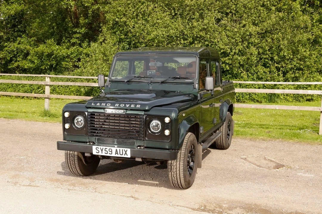 2009 Land Rover Defender 110 - Image 28 of 30