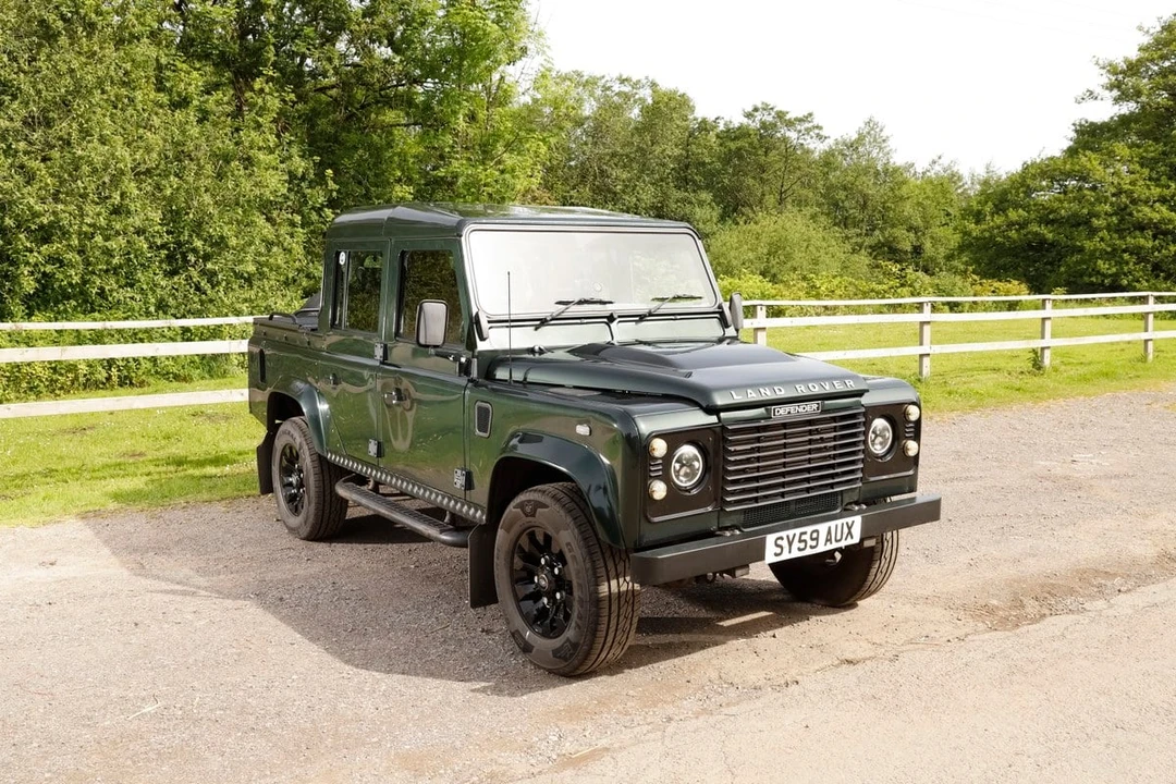 2009 Land Rover Defender 110 - Image 30 of 31