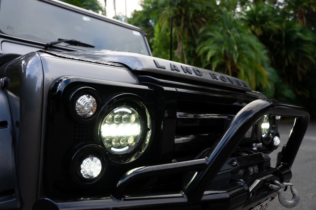 2009 Land Rover Defender 110 - Image 25 of 31