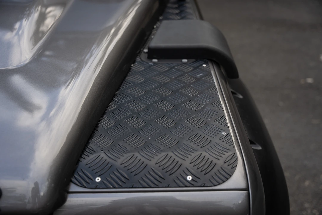 2009 Land Rover Defender 110 - Image 27 of 31