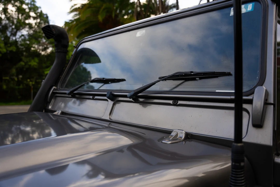 2009 Land Rover Defender 110 - Image 28 of 31