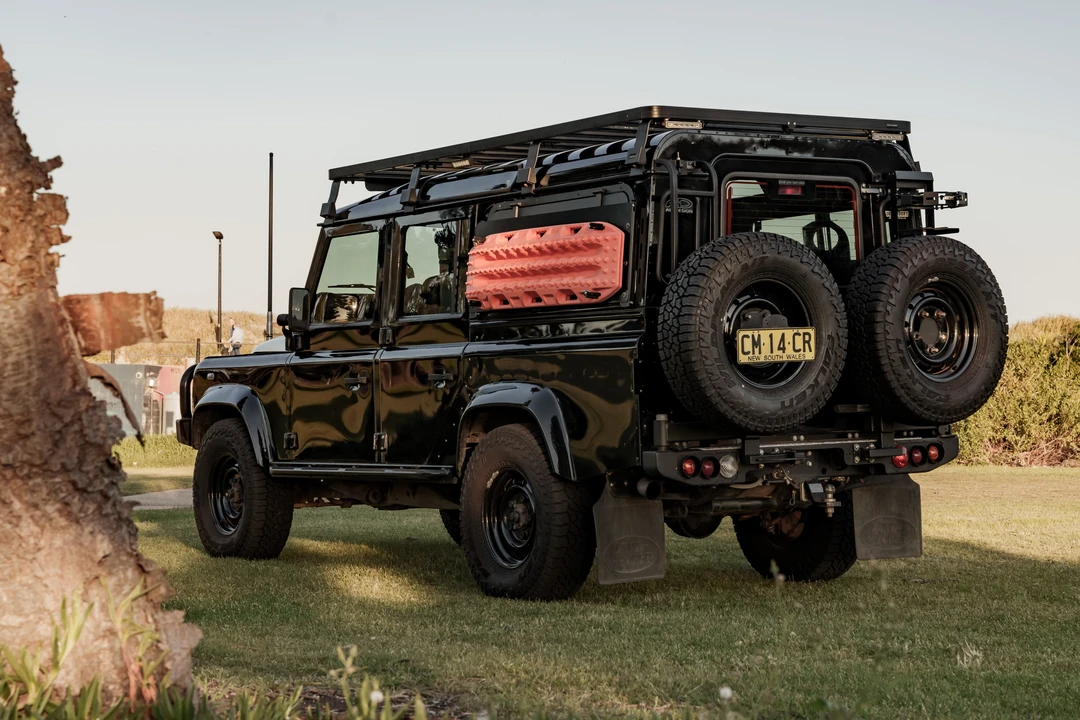 2009 Land Rover Defender 110 - Image 4 of 31