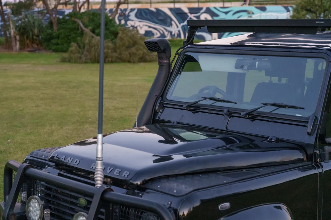 2009 Land Rover Defender 110 - Image 21 of 31