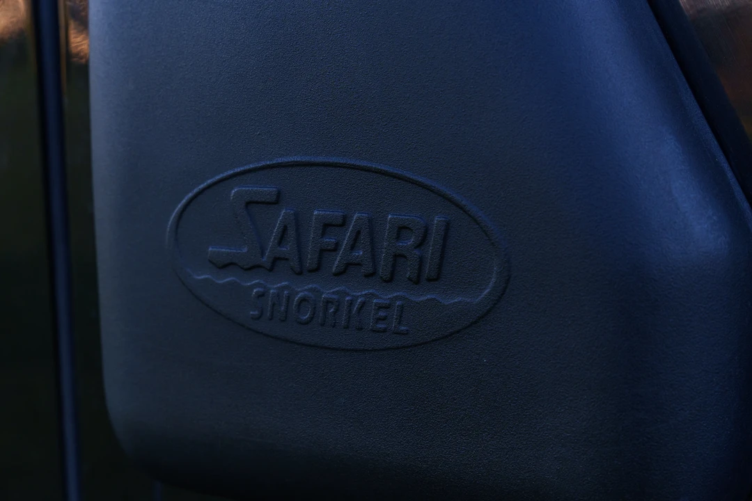 2009 Land Rover Defender 110 - Image 28 of 31