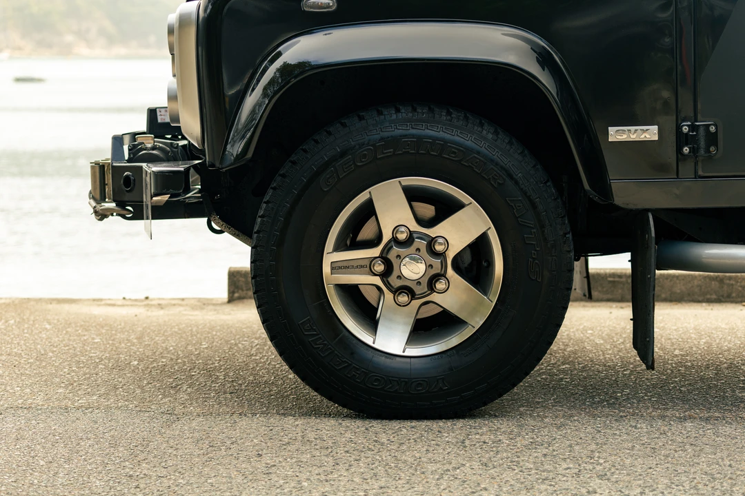 2009 Land Rover Defender 110 - Image 21 of 30