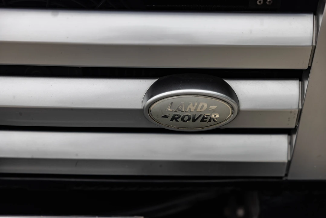 2009 Land Rover Defender 110 - Image 21 of 31