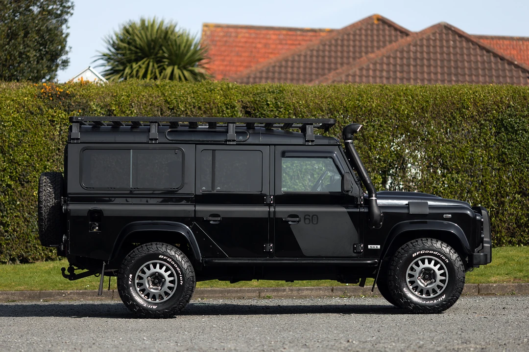 2009 Land Rover Defender 110 - Image 8 of 31