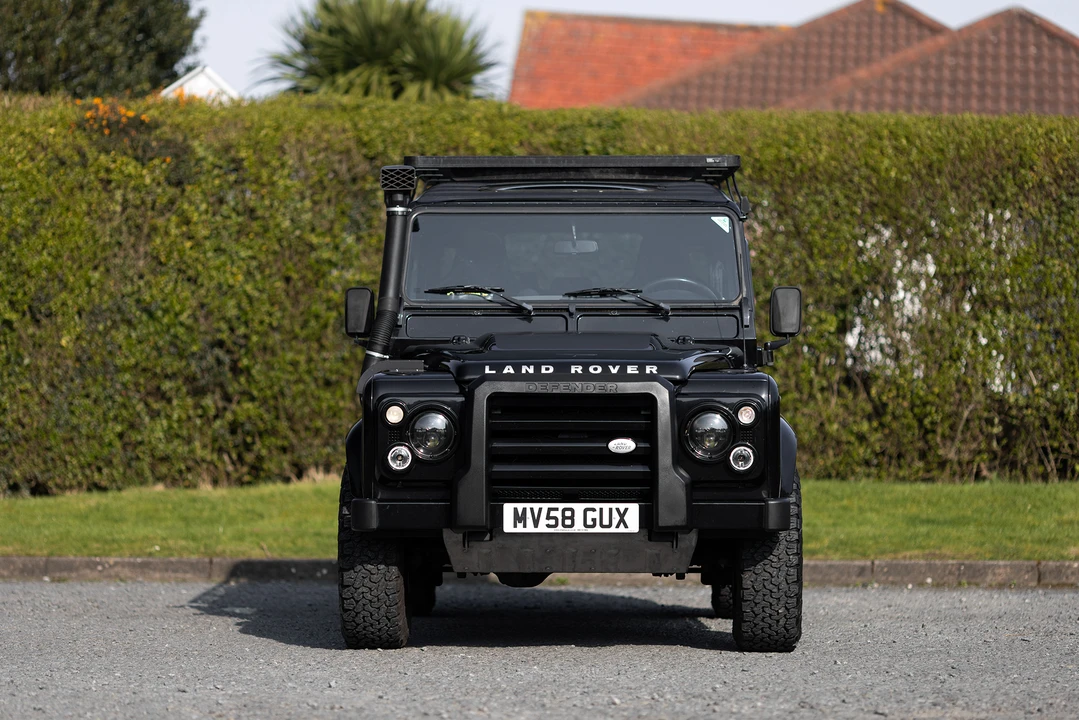 2009 Land Rover Defender 110 - Image 2 of 31