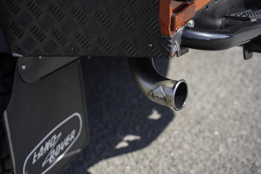 2009 Land Rover Defender 110 - Image 28 of 31