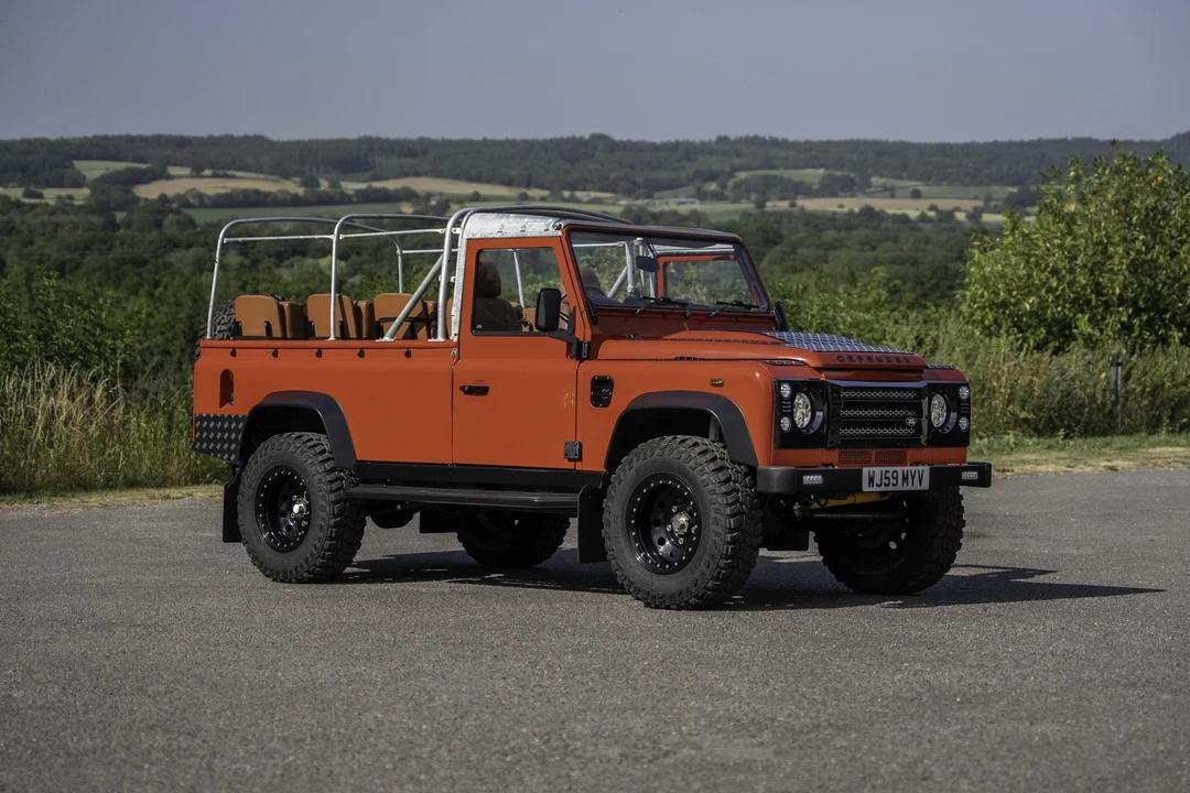 2009 Land Rover Defender 110 - Image 3 of 31