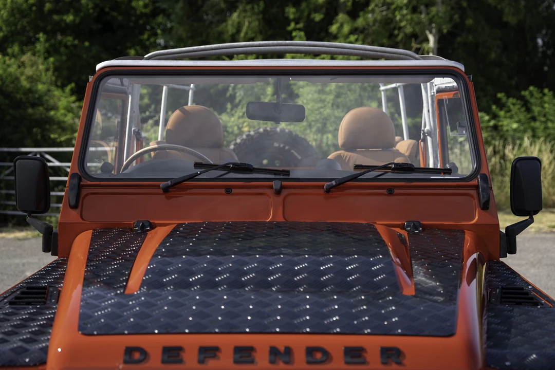 2009 Land Rover Defender 110 - Image 29 of 31