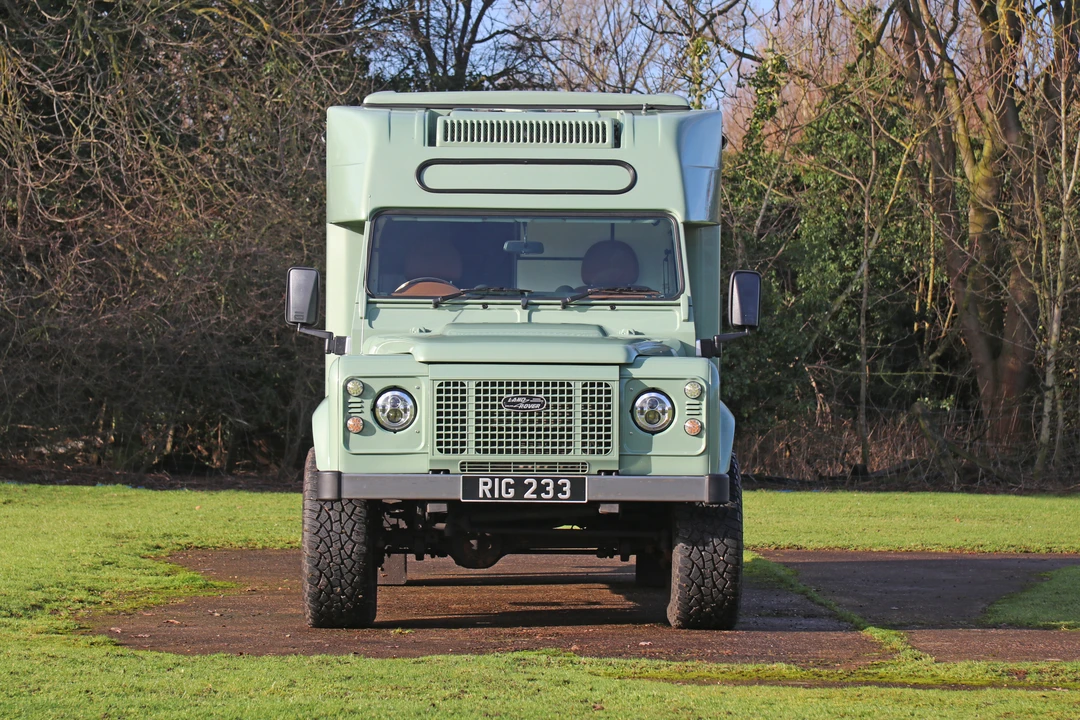 2009 Land Rover Defender 130 - Image 2 of 22