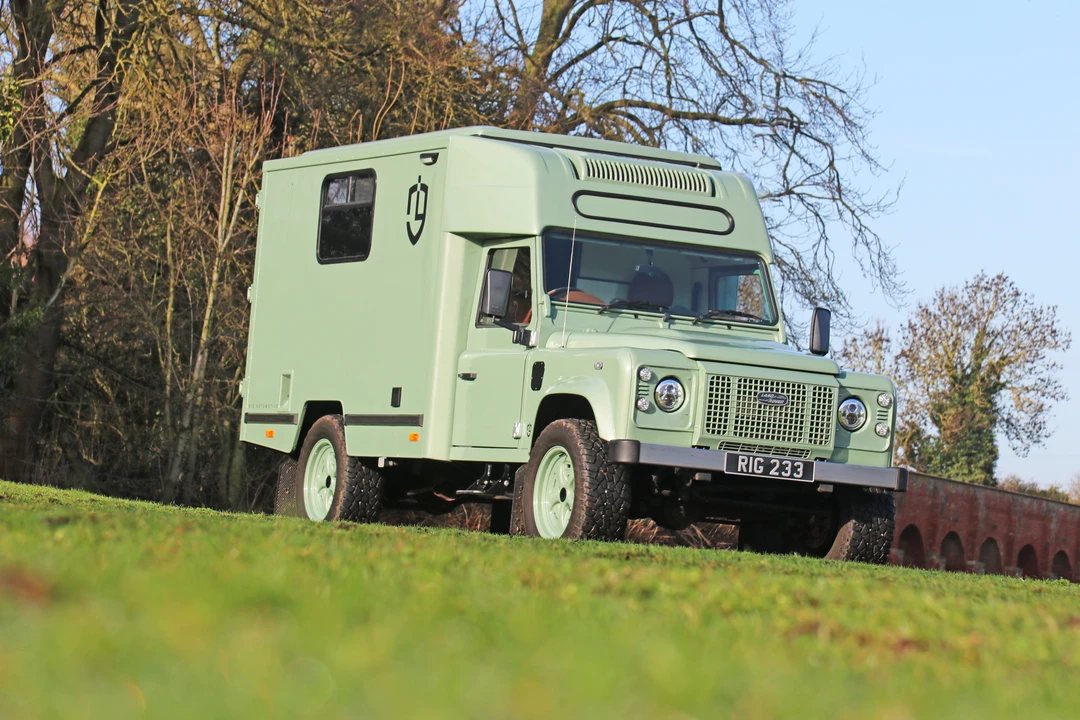 2009 Land Rover Defender 130 - Image 18 of 22