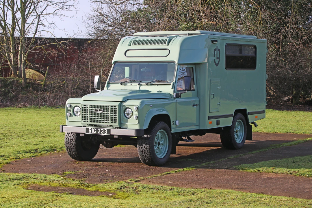 2009 Land Rover Defender 130 - Image 19 of 22