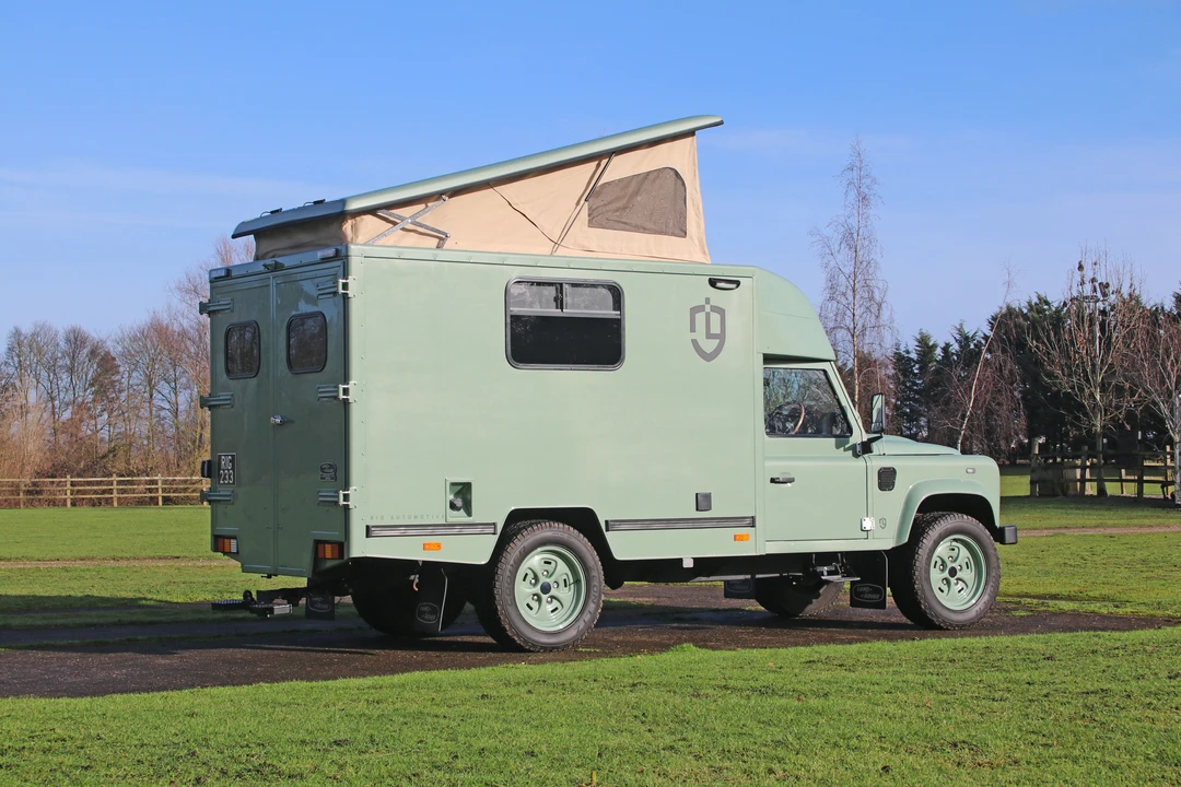 2009 Land Rover Defender 130 - Image 15 of 22