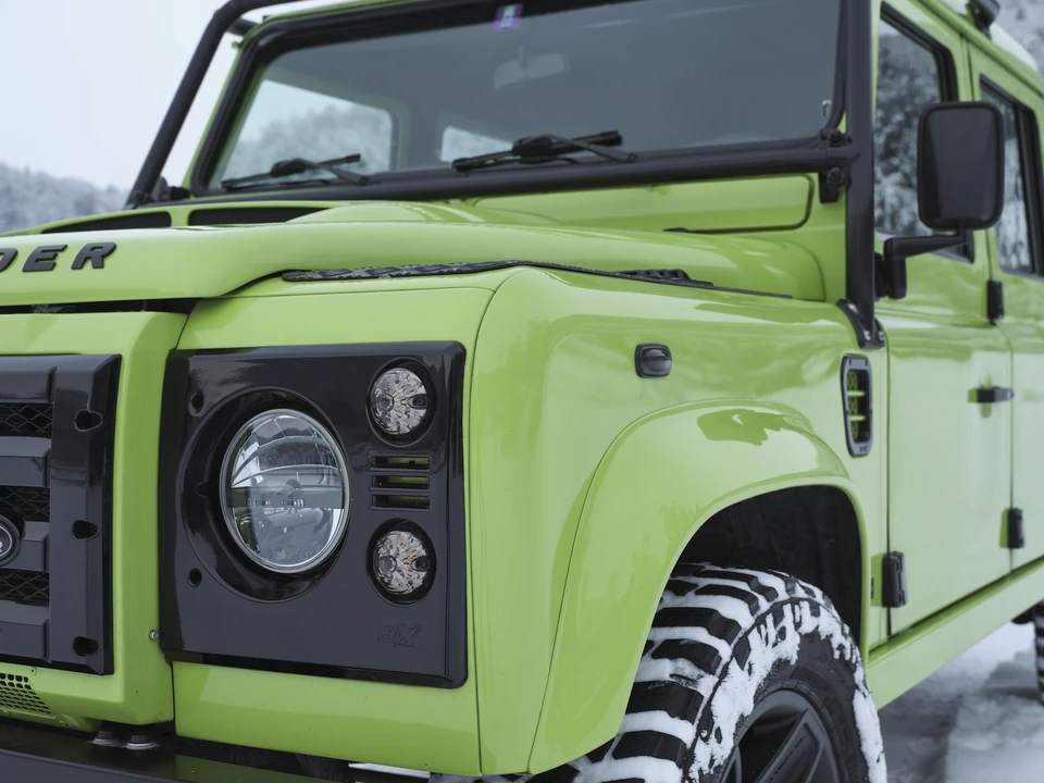 2009 Land Rover Defender 130 - Image 21 of 31