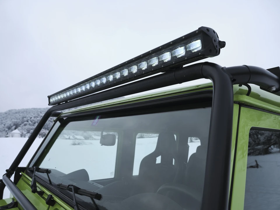 2009 Land Rover Defender 130 - Image 22 of 31