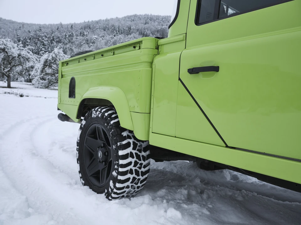 2009 Land Rover Defender 130 - Image 27 of 31