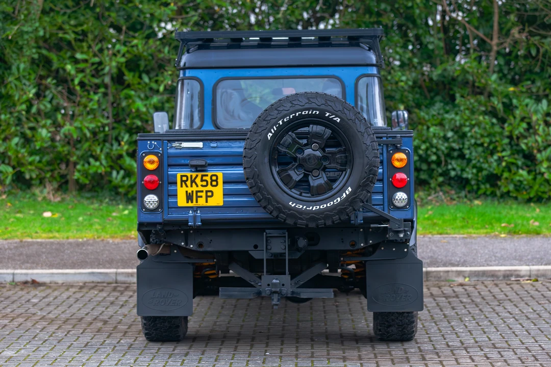 2008 Land Rover Defender 130 - Image 6 of 31