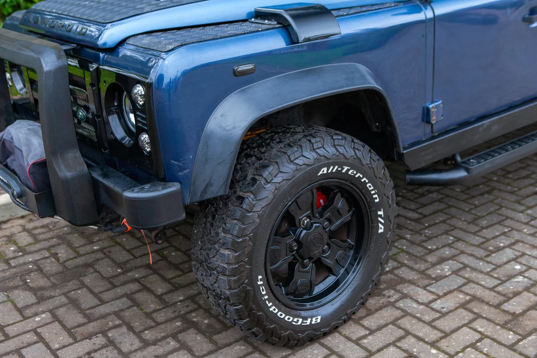 2008 Land Rover Defender 130 - Image 12 of 31
