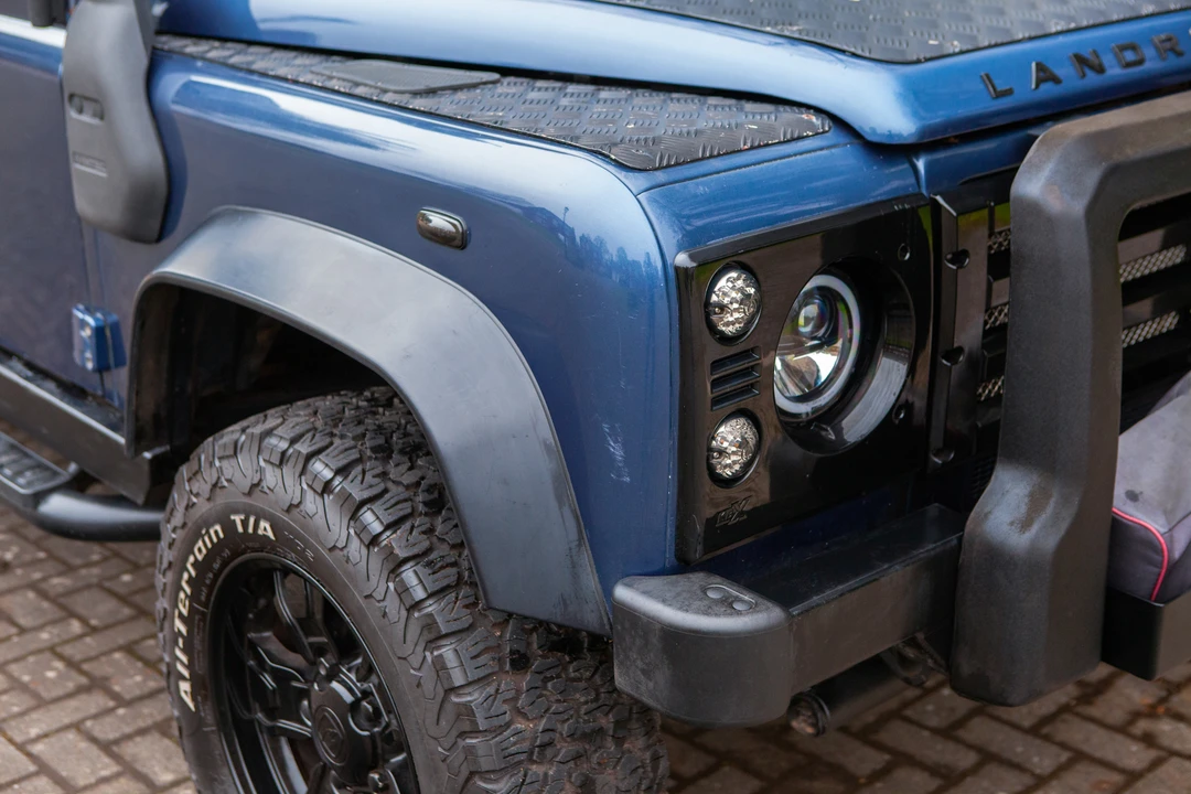 2008 Land Rover Defender 130 - Image 13 of 31