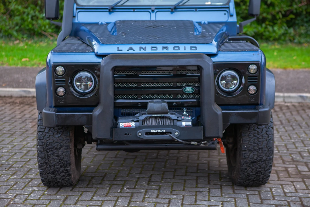 2008 Land Rover Defender 130 - Image 11 of 31