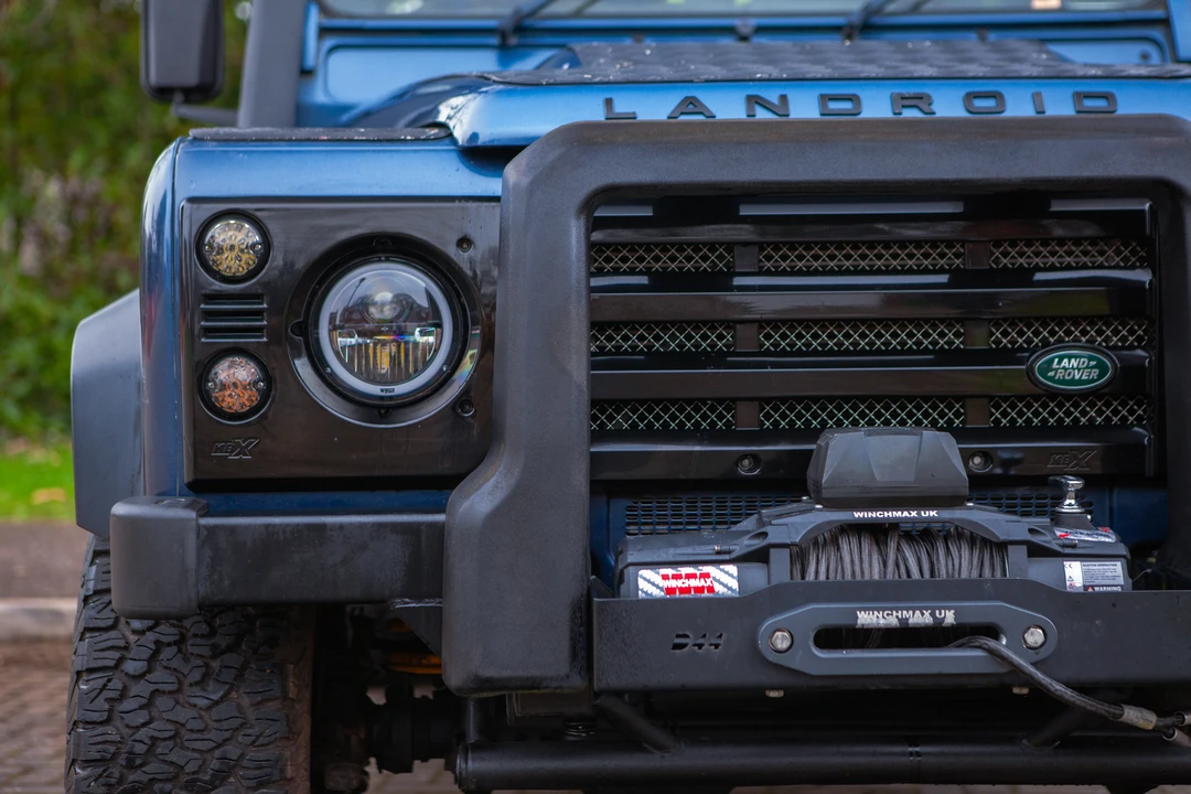 2008 Land Rover Defender 130 - Image 14 of 31