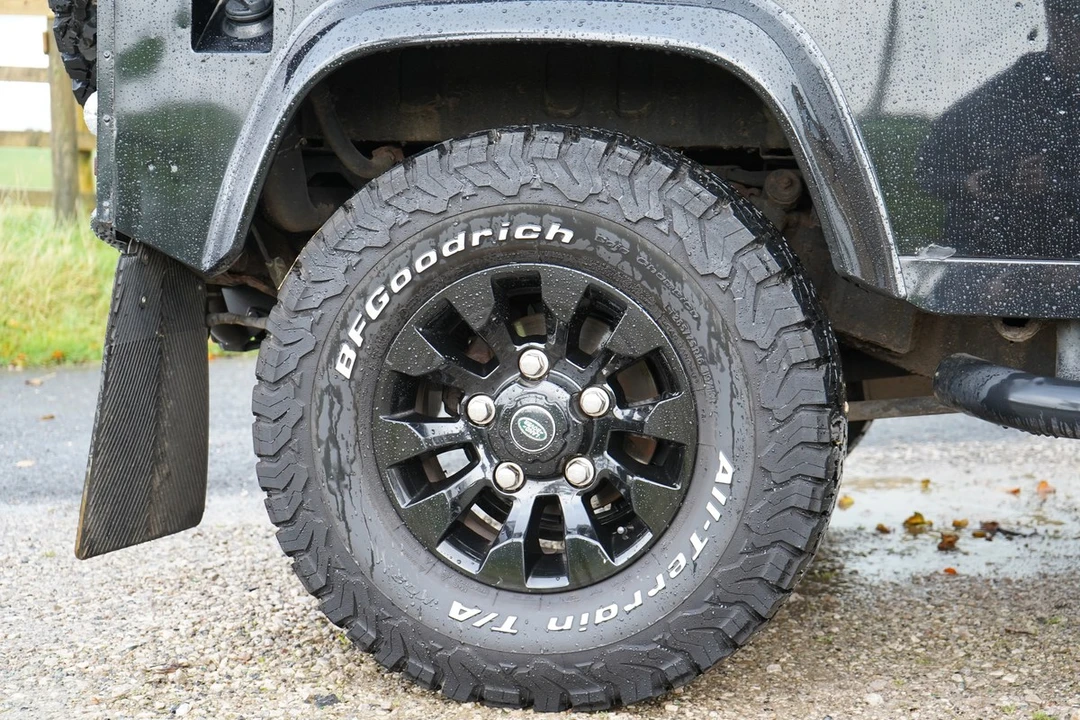 2009 Land Rover Defender 90 - Image 27 of 30