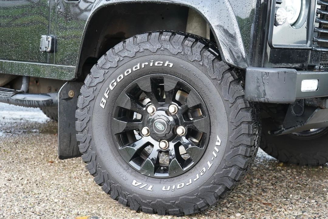 2009 Land Rover Defender 90 - Image 26 of 30