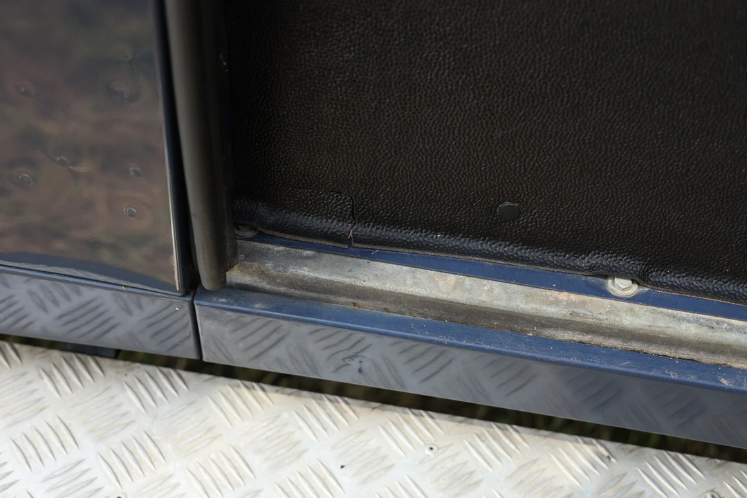 2009 Land Rover Defender 90 - Image 27 of 30