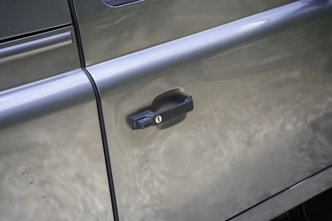 2009 Land Rover Defender 90 - Image 28 of 31