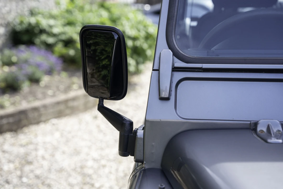 2009 Land Rover Defender 90 - Image 30 of 31