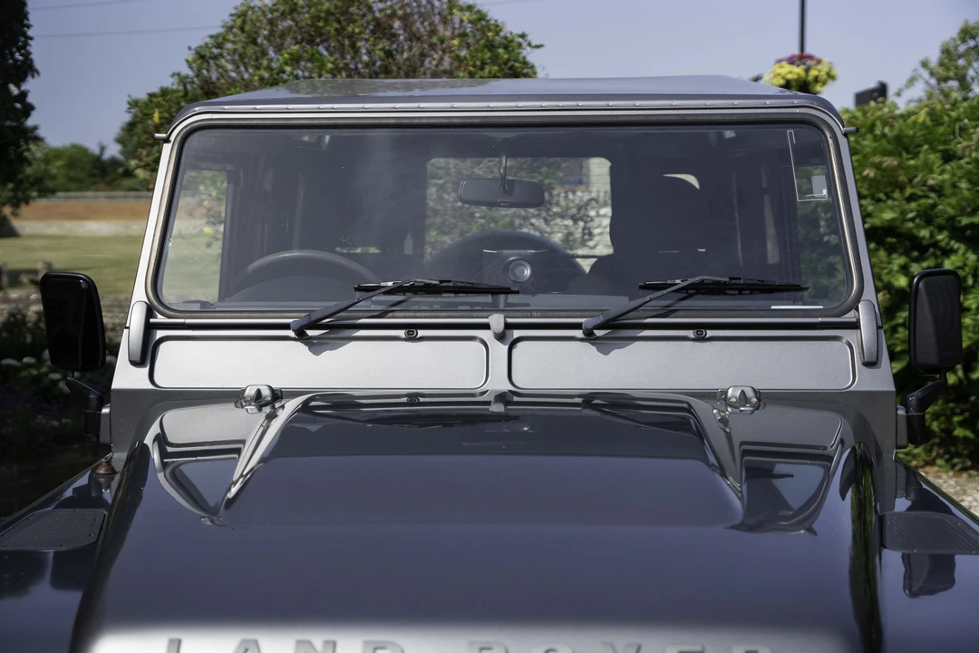2009 Land Rover Defender 90 - Image 21 of 31