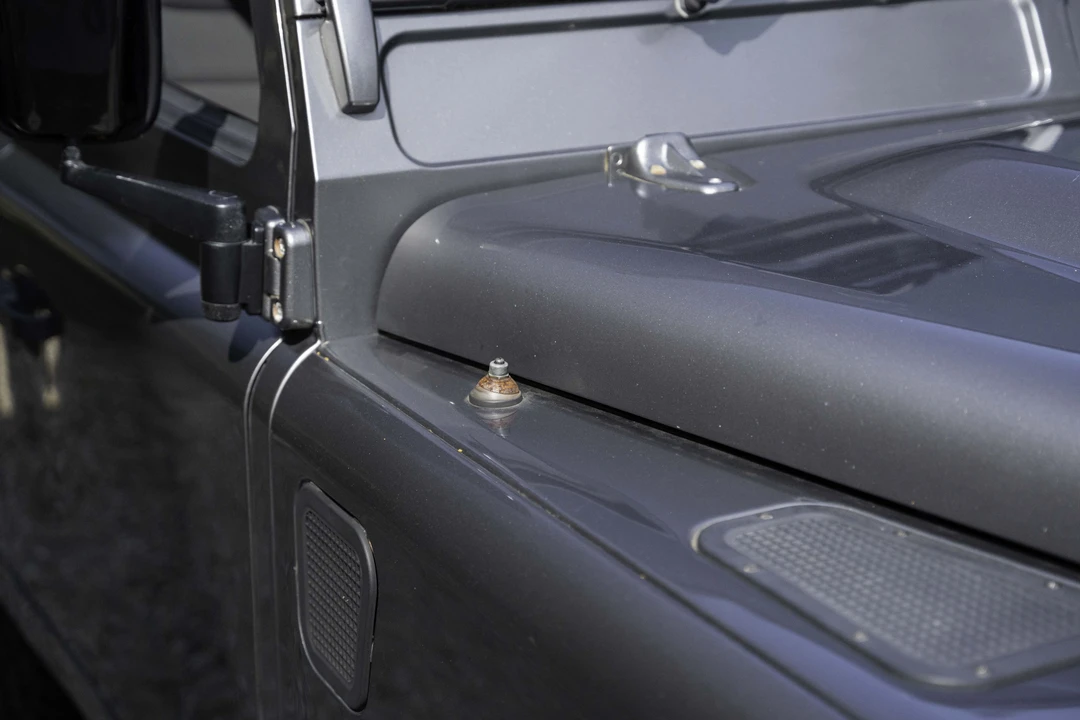 2009 Land Rover Defender 90 - Image 22 of 31