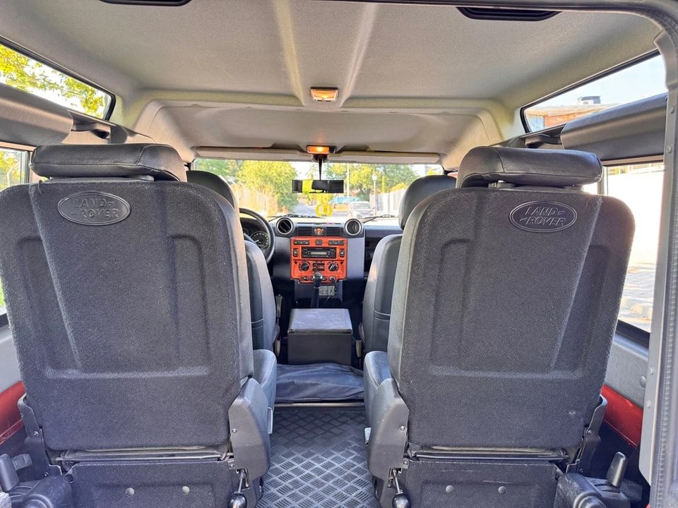 2009 Land Rover Defender 90 - Image 22 of 31