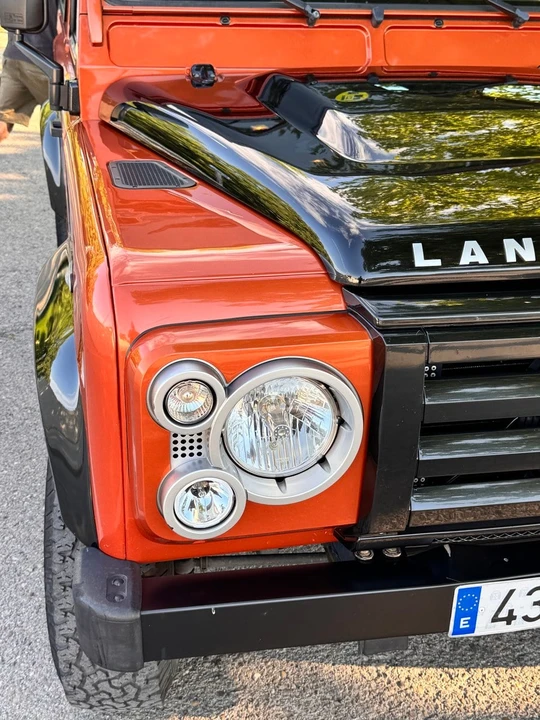 2009 Land Rover Defender 90 - Image 28 of 31