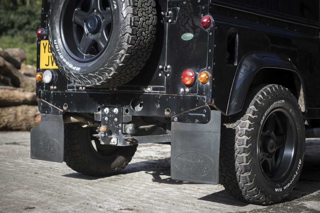 2009 Land Rover Defender 90 - Image 25 of 31