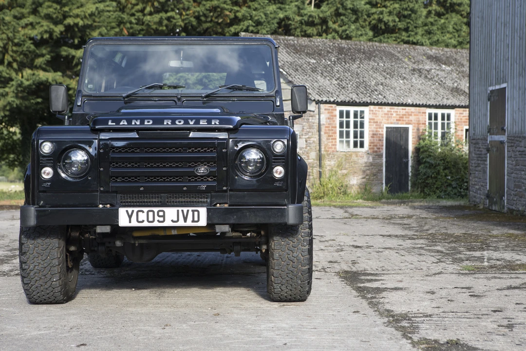 2009 Land Rover Defender 90 - Image 12 of 31