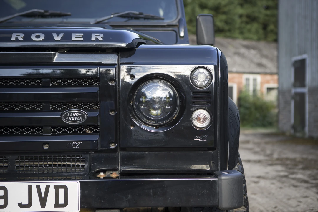 2009 Land Rover Defender 90 - Image 18 of 31